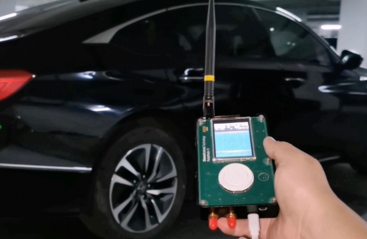 Honda key fob flaw allows hackers to unlock and start cars remotely